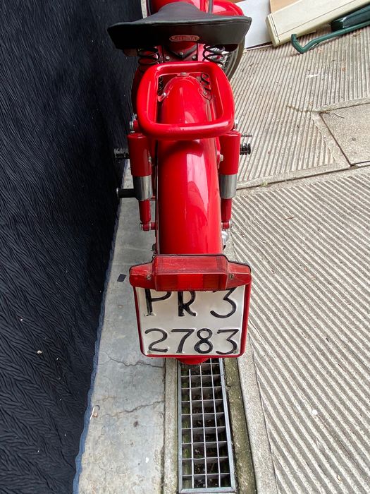 2a8937f4-c279-43e4-bfea-505fa1329f43