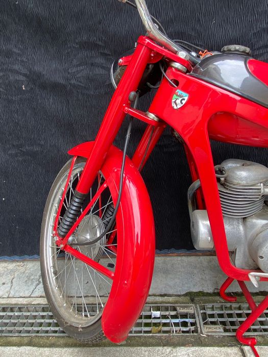 7f85f1ea-7efd-4260-87d2-d822d31604c5